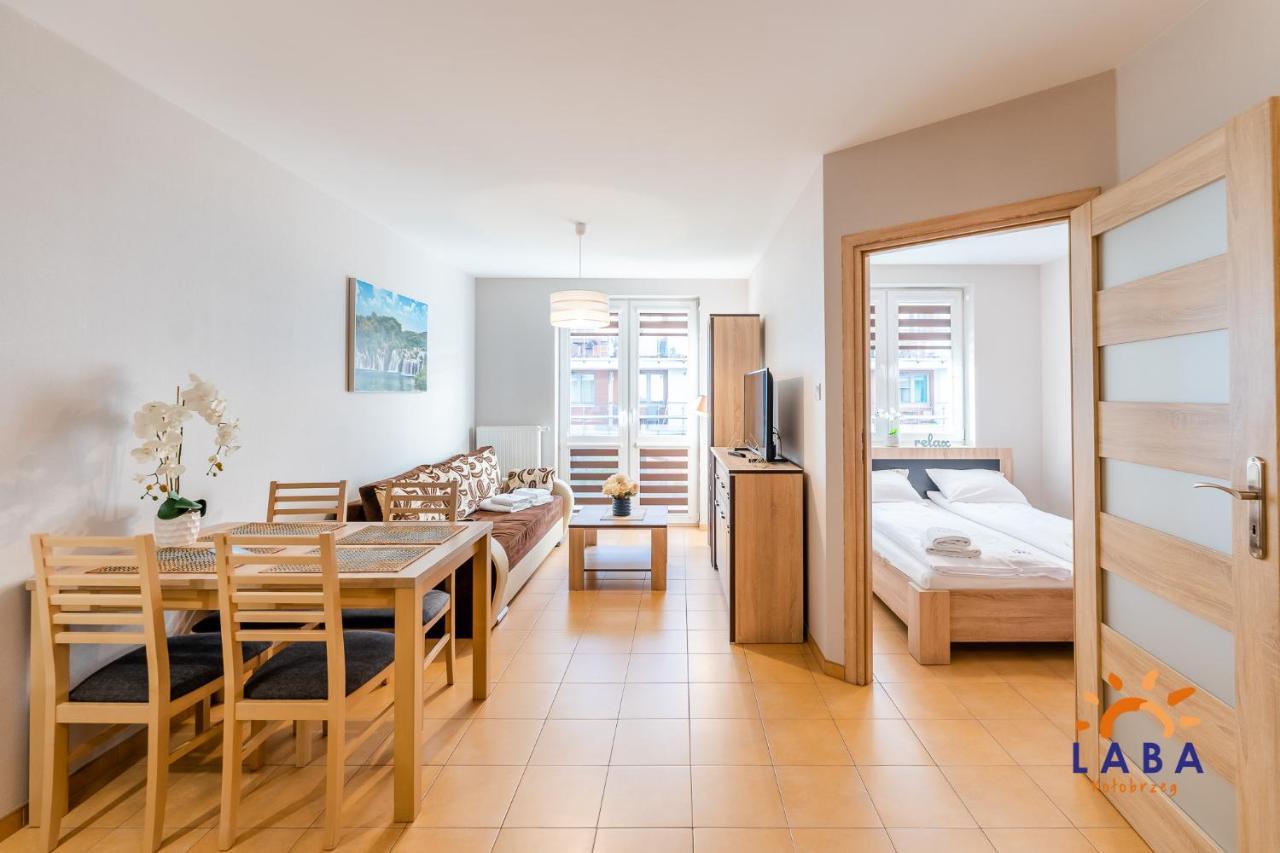 Laba Kolobrzeg Apartamenty Bursztynowe Z Miejscami Postojowymi Exterior foto